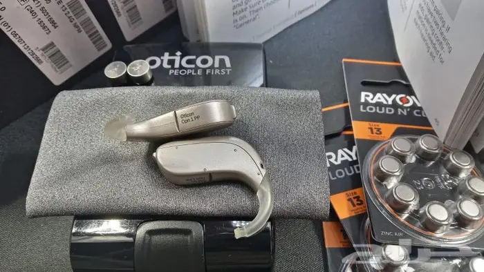 سماعات اذن طبية Oticon ( بلوتوث 64 قناة ) 0