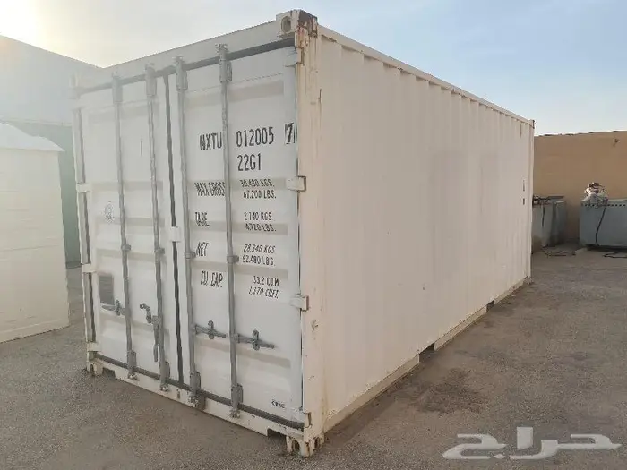 كنتينرات 40 و 20 قدم للايجار و للبيع نضيفة 0