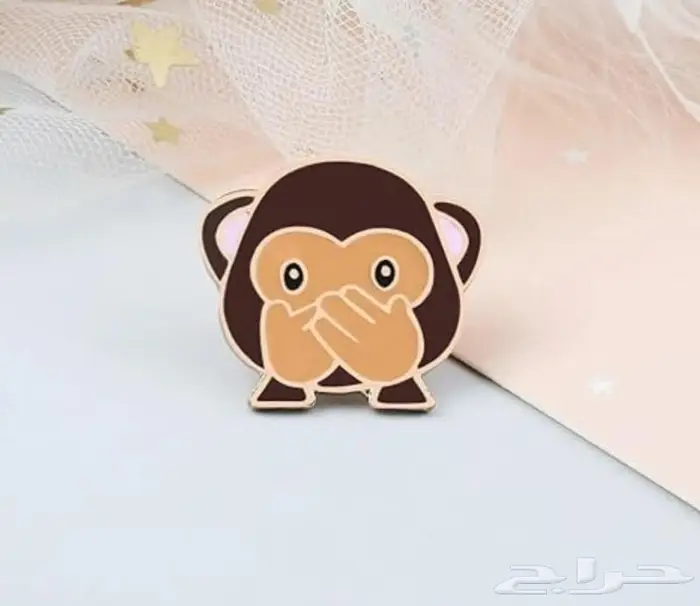 بروشات بأشكال مميزة 46
