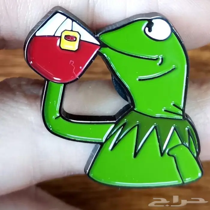 بروشات بأشكال مميزة 32