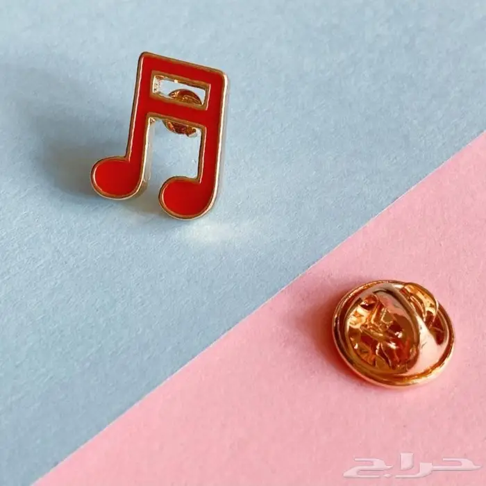 بروشات بأشكال مميزة 38