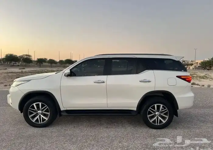 فورتشنر 2020 ديزل بريمي مالك اول 0