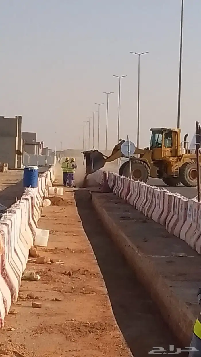 مقاول اسفلت اعمال ترابية بنية تحتية تطوير مخططات 5