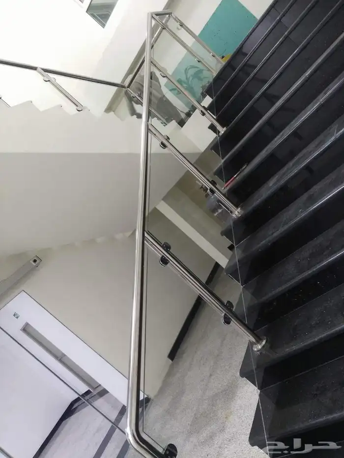 حداد استيل استانلس جميع زجاج مسابح 47