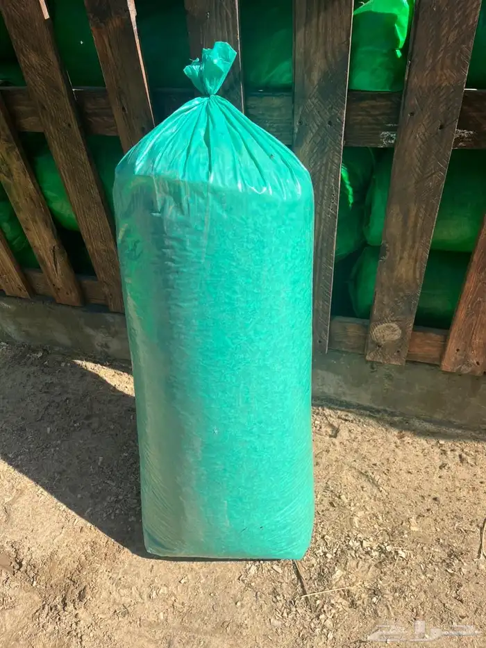 نشارة خاصة للدواجن 5