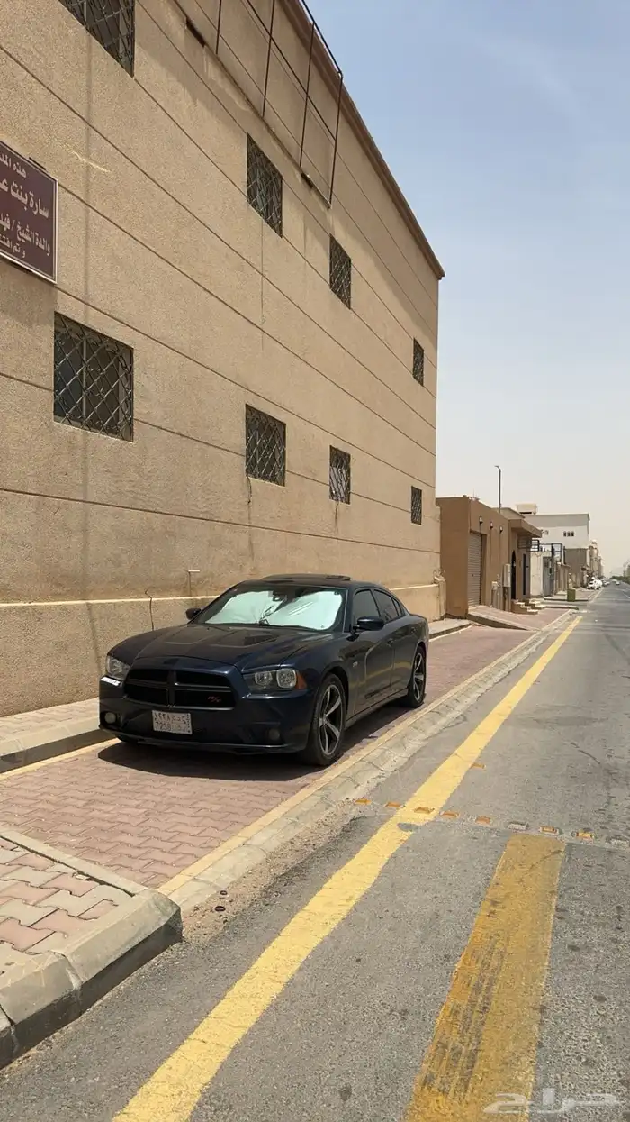 دوج تشارجر 2013 نظيف جدا 5