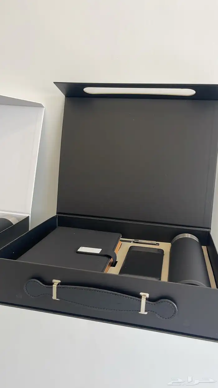 بوكس هدايا ترحيب لموظفين الشركات Welcome Gift Box 4