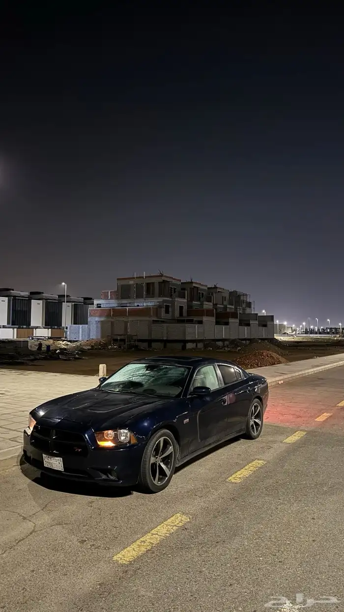 دوج تشارجر 2013 نظيف جدا 3