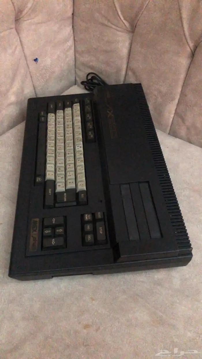 للبيع كمبيوتر صخر ياماها موديل 200 1