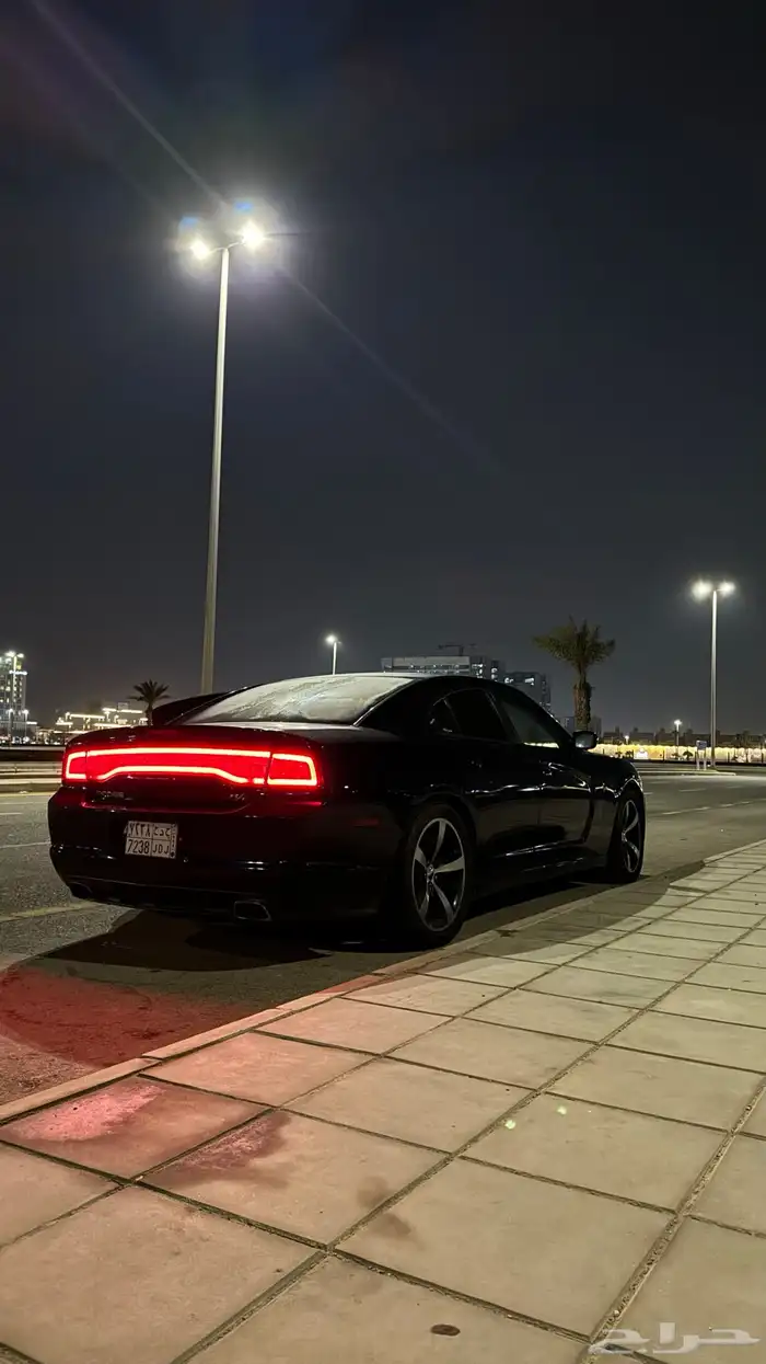 دوج تشارجر 2013 نظيف جدا 1