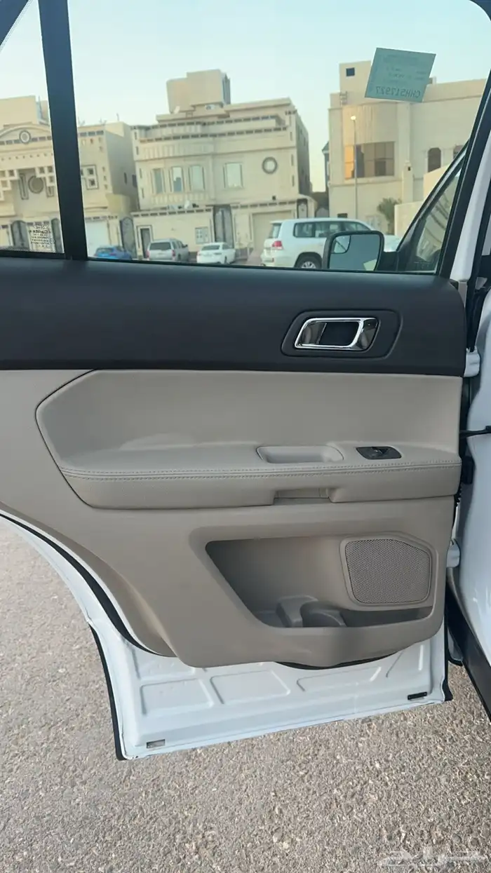 فورد إكسبلورر 2014 سعودي أستاندر 32