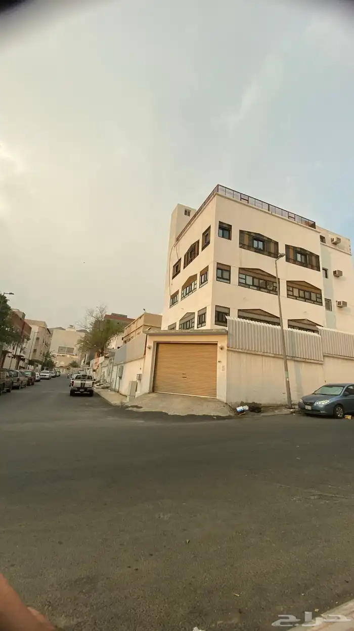 عمارة للبيع على شارعين 0