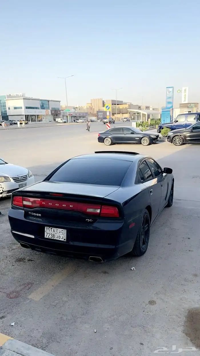 دوج تشارجر 2013 نظيف جدا 8