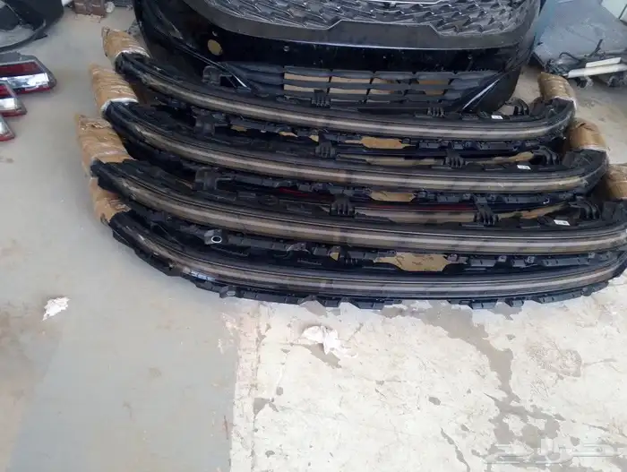 يتوفر لدينا لدات كبوت ازيرا 2024 اصلي وكالة ع شرط وضمان 2