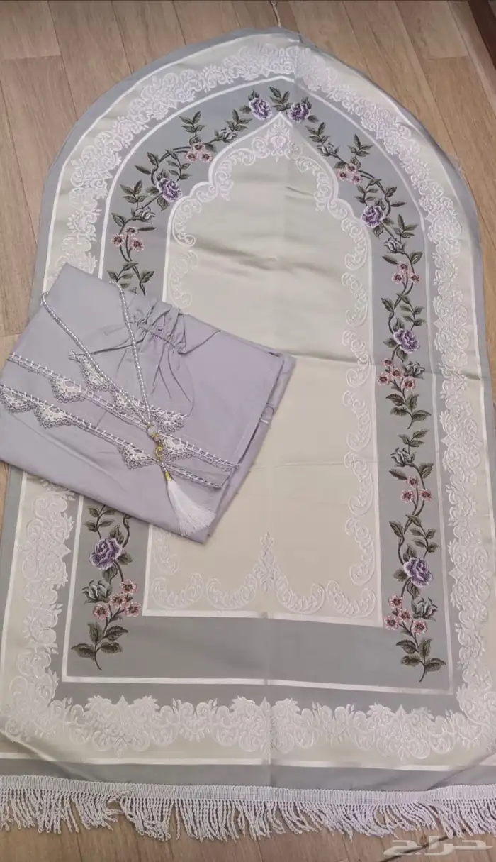 اطقم صلاه ولدينا جميع الموديلات لدينا طلبات الجمله والتجزئه 13