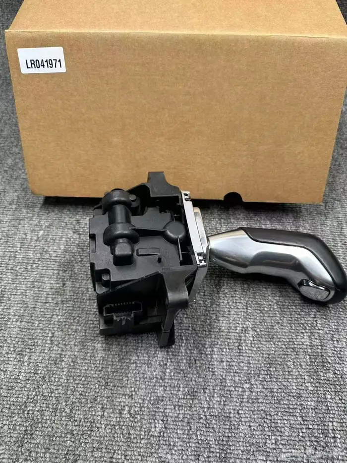 OIL FILTER RANGE ROVER DEFENDER 2022 6