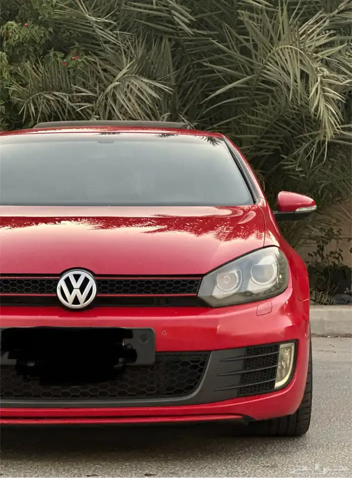 ((تم البيع ))جولف GTI مخزن وكالة ممشى قليل 2