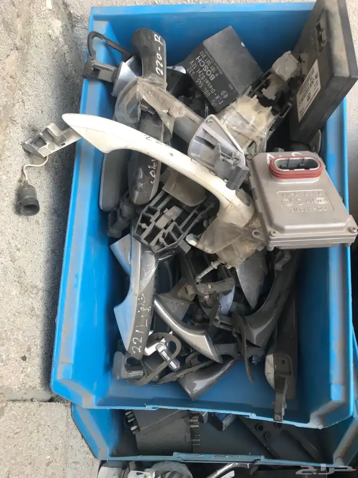 قطع غيار مرسيدس متنوعه بيع اقل الاسعار 2