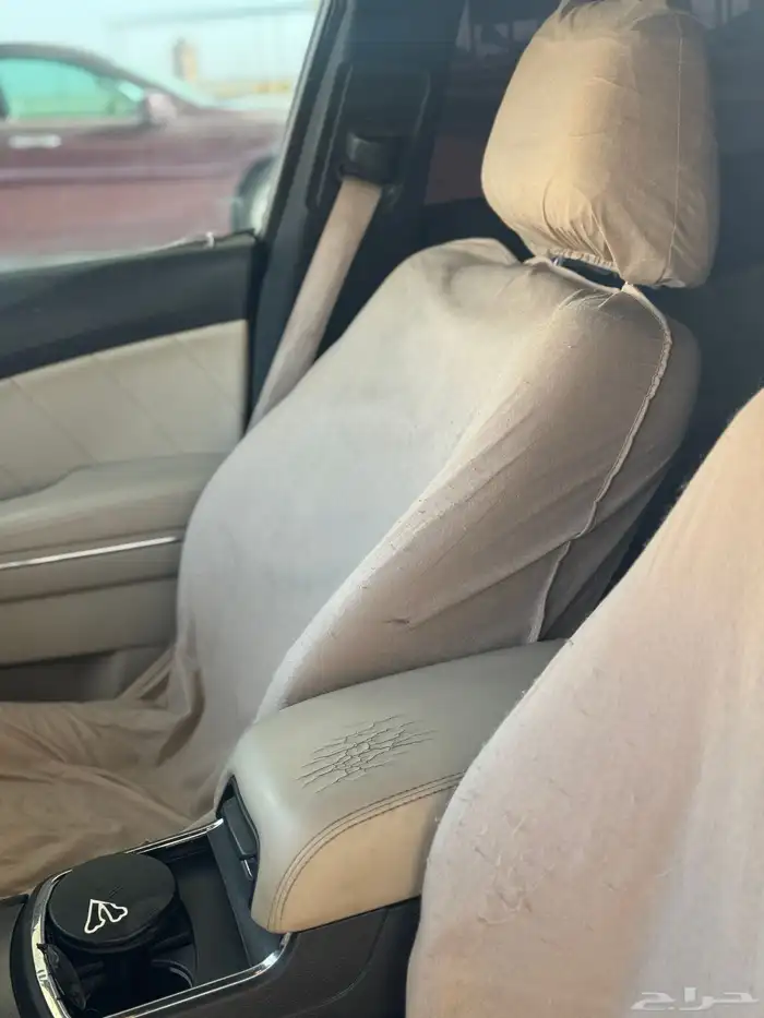 دوج تشارجر 2013 نظيف جدا 16