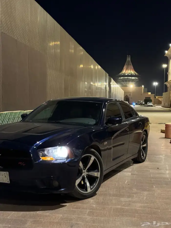 دوج تشارجر 2013 نظيف جدا 4