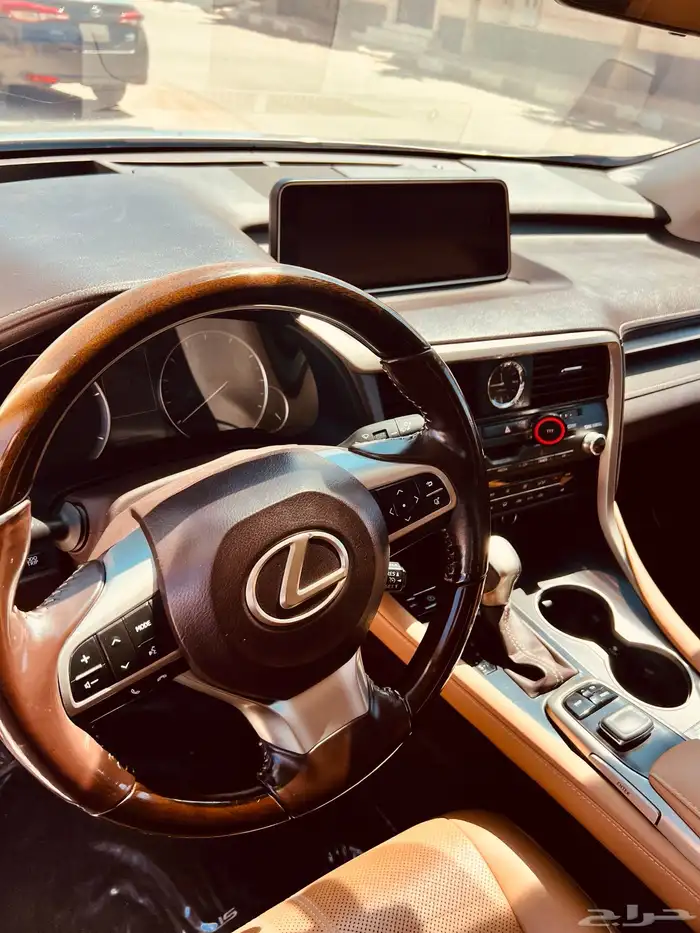 جيب لكزس RX450h هايبرد موديل 2017 12