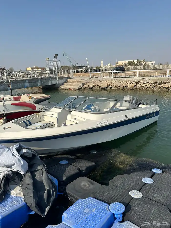 قارب للبيع 3