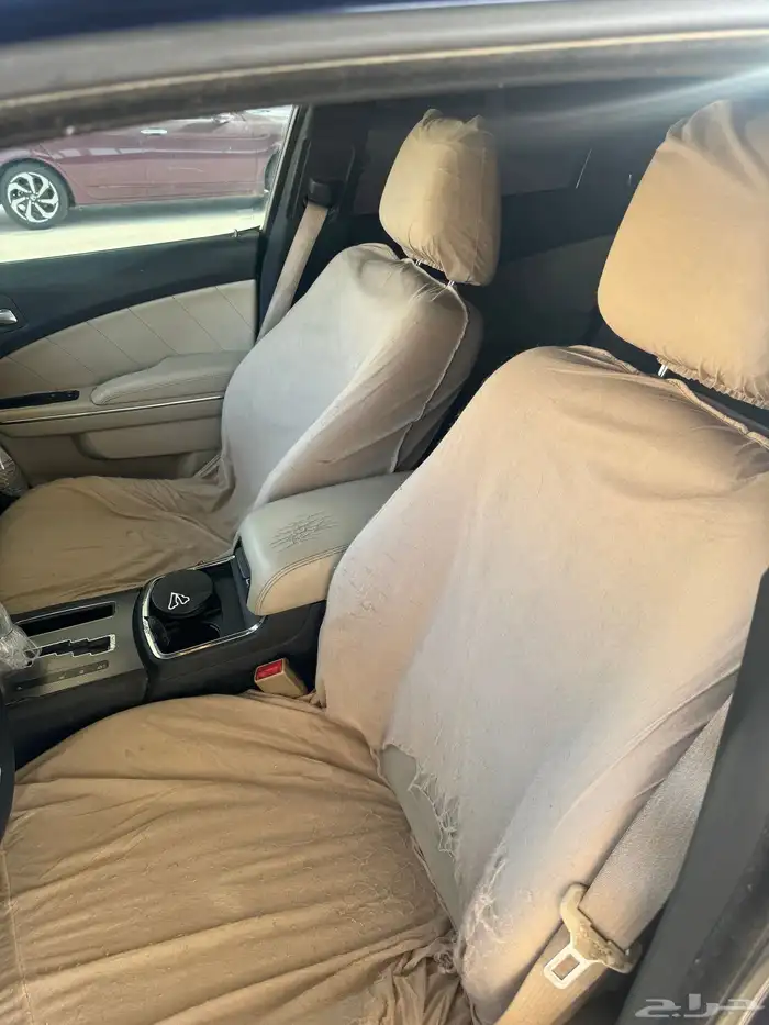 دوج تشارجر 2013 نظيف جدا 15