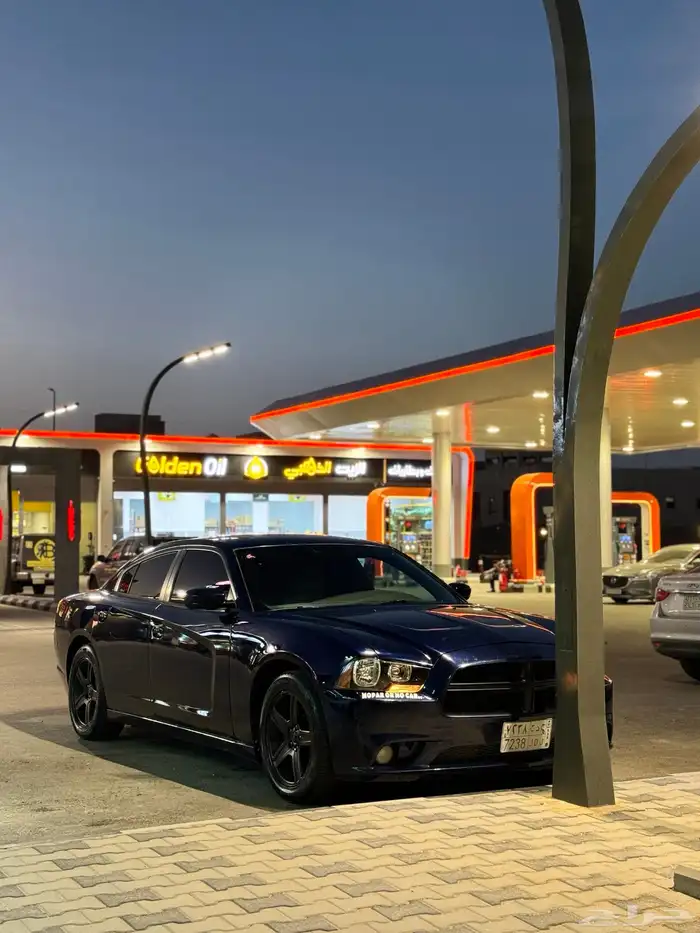 دوج تشارجر 2013 نظيف جدا 21