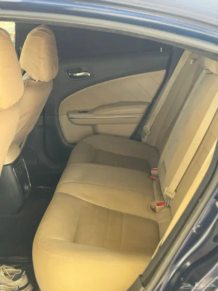 دوج تشارجر 2013 نظيف جدا 18