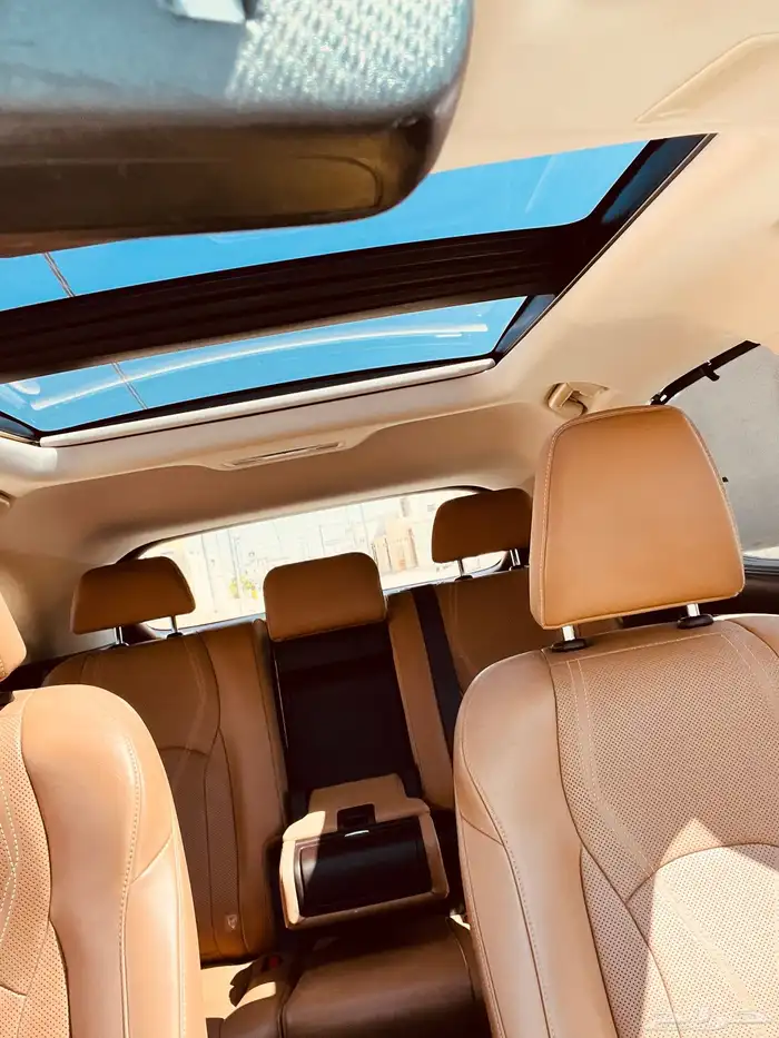 جيب لكزس RX450h هايبرد موديل 2017 5