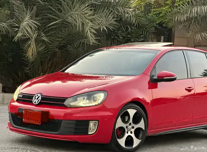 ((تم البيع ))جولف GTI مخزن وكالة ممشى قليل 15