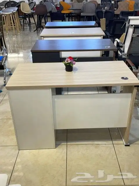 مكاتب فخمه وجوده عاليه 10