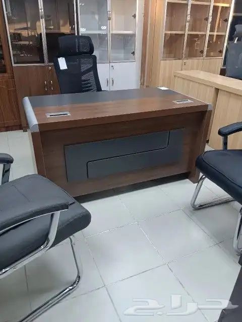 مكاتب فخمه وجوده عاليه 22