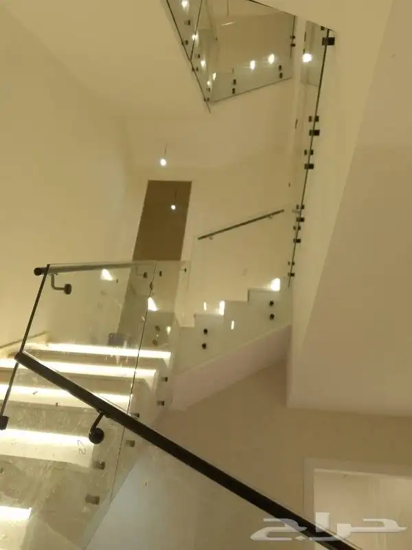 قزازابواب مرايا زجاج ملون طاولات زجاج ابواب سكريت 32