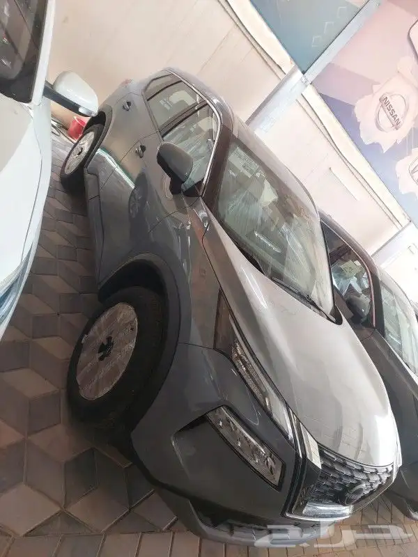 نيسان اكستريل نص فل SV بلس 2024 8