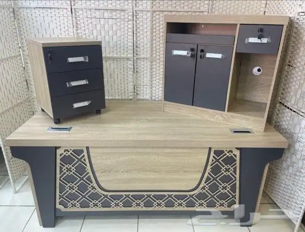 مكاتب فخمه وجوده عاليه 1