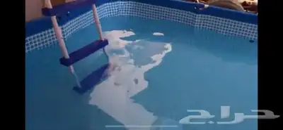 مسبح مستعمل نظيف للبيع 0