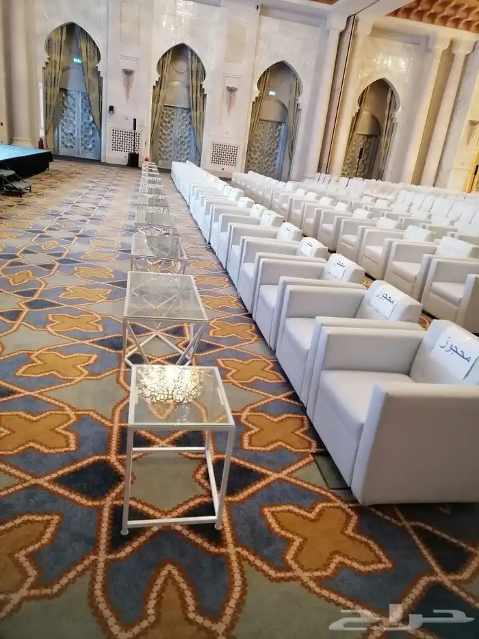 تأجير كنب مخمل فردي وثلاثيvip كنب جلد ابيض فردي و2 وثلاثي 2
