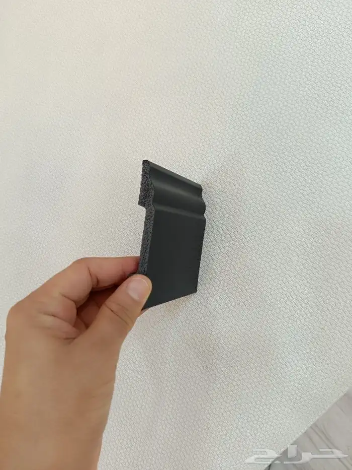 نعلة اسود للبيع ب سعر جملة 2