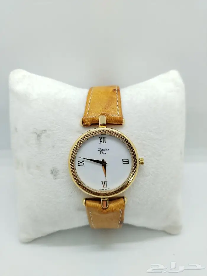 ساعة كريستيان ديور نسائي 0