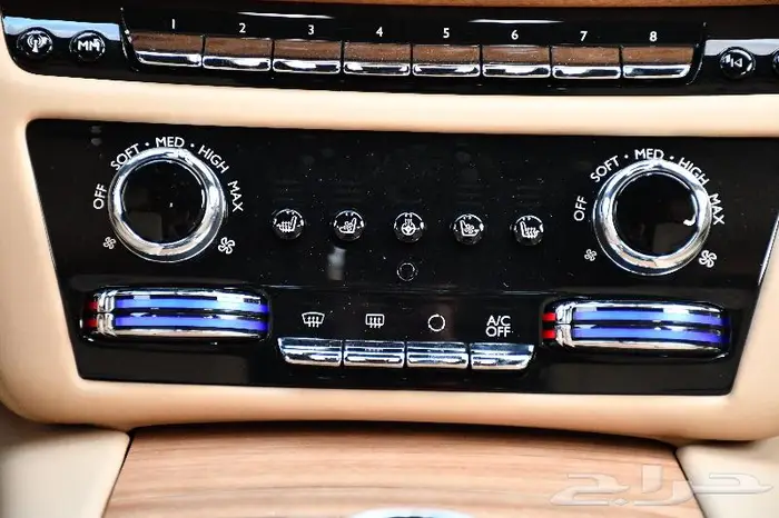 Rolls Royce Ghost SILVER Badge 2024 GCC 14