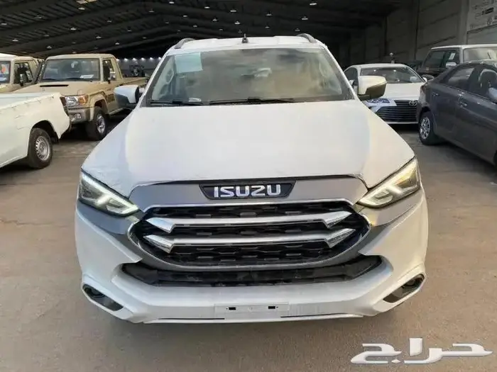 ايسوزو جيب MUX فل دبل 2024 0