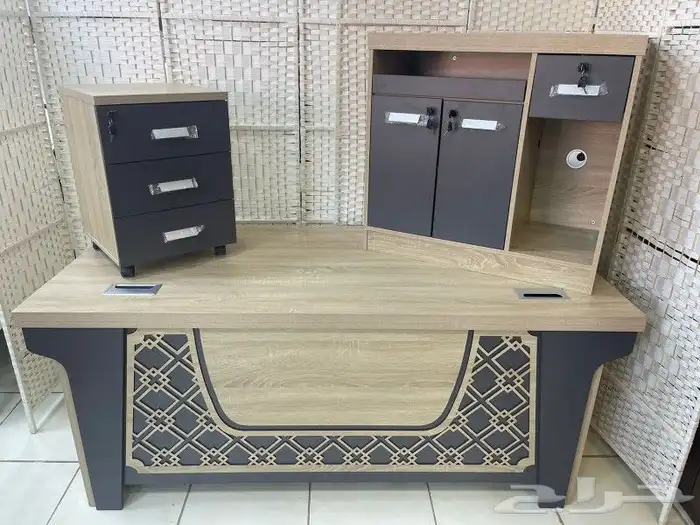 مكاتب فخمه وجوده عاليه 28