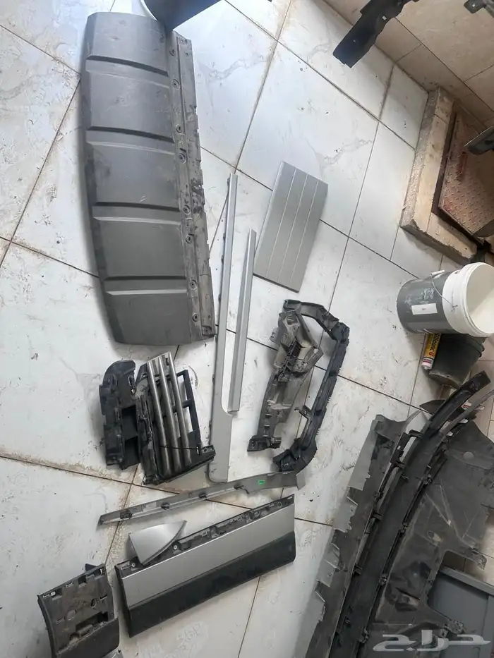 قطع رنج روفر 4