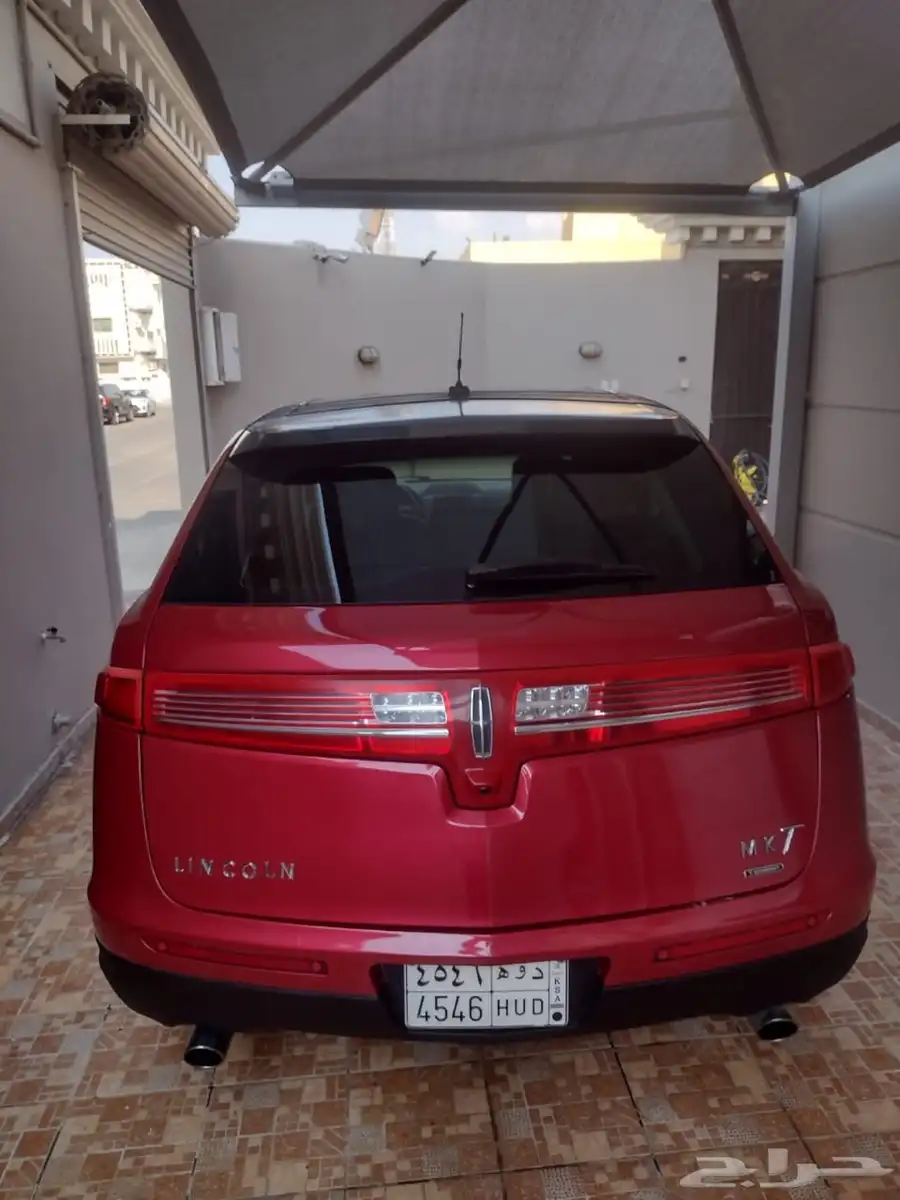 لينكولن MKT 2012 فل كامل 7 ركاب 1