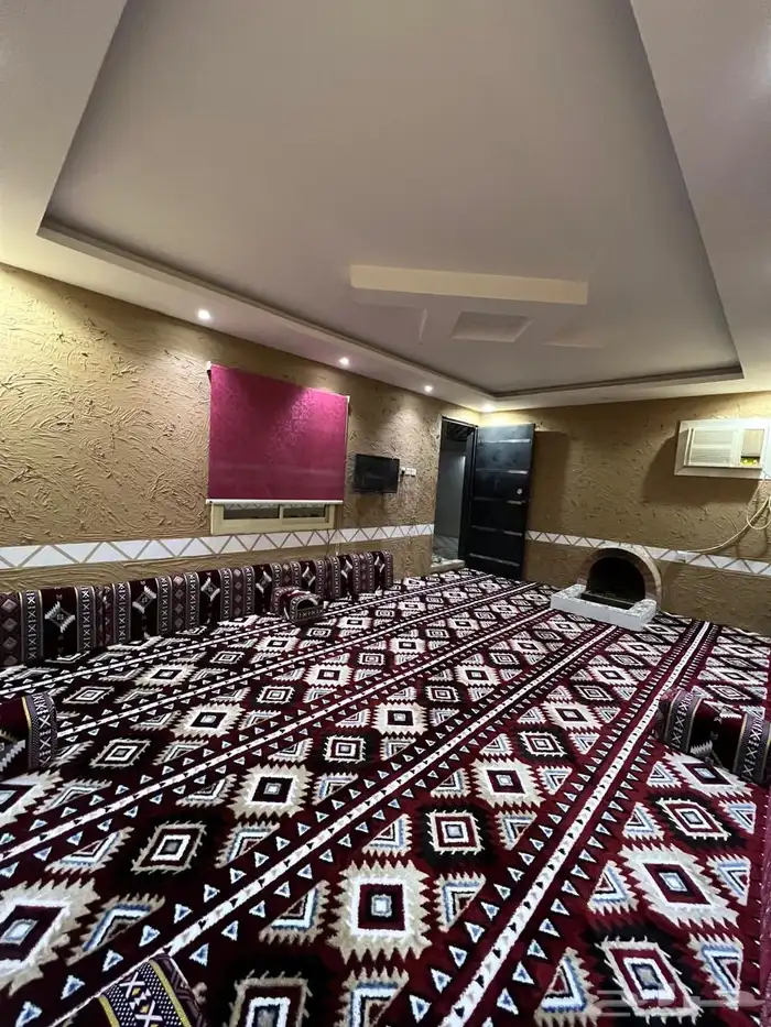 استراحة عزاب VIP فاخرة للإيجار في الذيبية 7