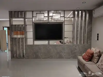 . تنسيق وتركيب ديكورات حسب الطلب . 4