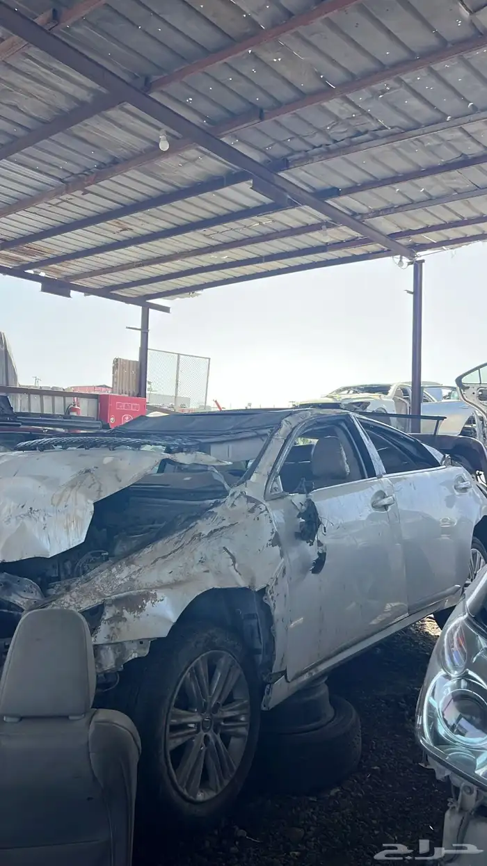 تشليح قطع غيار لكزس es430 2008 مصدوم 51