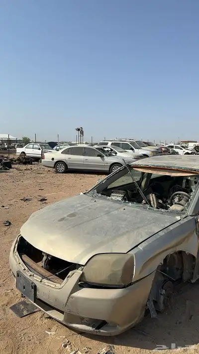 للبيع مستوبيشي جلنت قطع غيار بدي وداخليه 4