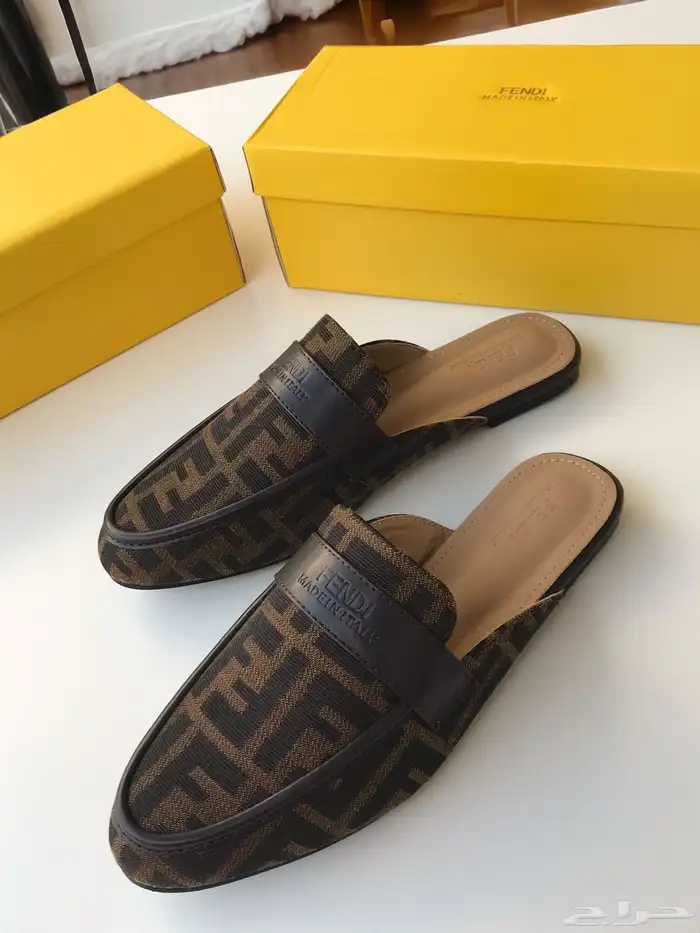 فلات ولوفر نسائي ماركات درجة اولي 28